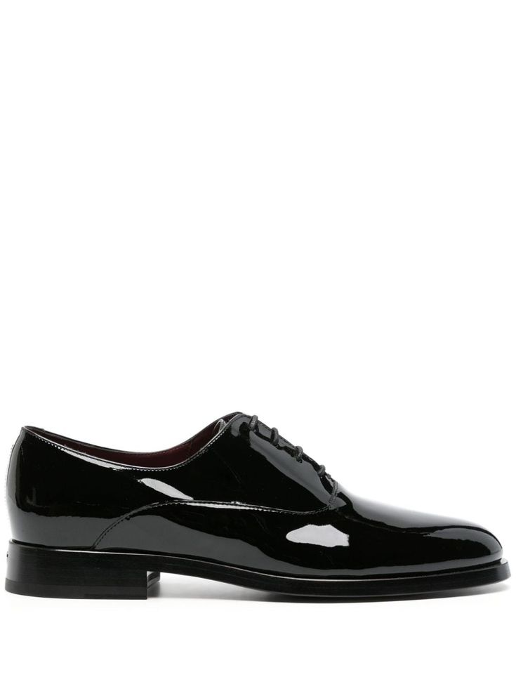 black calf leather patent finish round toe front lace-up fastening contrast lining branded insole flat sole This piece comes complete with a protective dust bag. Black Patent Leather Lace-up Shoes, Patent Leather Lace-up Shoes With Round Toe For Work, Black Lace-up Oxfords For Galas, Patent Leather Wingtip Lace-up Shoes With Leather Sole, Luxury Patent Leather Lace-up Shoes For Work, Modern Black Lace-up Shoes For Formal Occasions, Luxury Patent Leather Lace-up Shoes With Brogue Detailing, Business Oxfords With Rubber Heel Cap In Patent Leather, Black Lace-up Shoes With Contrast Sole And Pointed Toe