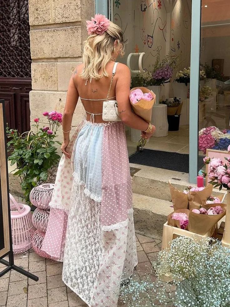 TAVIMART - Elegant Print Lace Patchwork Spaghetti Strap Dress Women Halter Backless Sleeveless Dresses Summer Lady Sweet High Street Robe Dirndl Outfit, Backless Dress Summer, Mode Hippie, Barbie Mode, Bandeau Tops, Strap Dresses, Sleeveless Dresses, Mini Robes, Women Halter