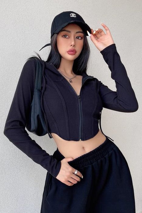 Item Type: CoatMaterial: PolyesterCollar: HoodieSleeve Length: Long SleeveColor: Black. Gray. White. BrownSize: S.M Size(cm) Top Length Sleeve Length Bust Shoulder Width S 43 60 70 30 M 44 61 74 31 Y2k Hooded Spring Outerwear, Urban Black Long Sleeve Hooded Jacket, Fitted Long Sleeve Hoodie With Pockets, Black Casual Hooded Jacket For Fall, Hooded Y2k Outerwear For Fall, Y2k Hooded Outerwear For Fall, Black Long Sleeve Outerwear With Drawstring Hood, Black Long Sleeve Top With Zipper Closure, Black Long Sleeve Top With Zipper