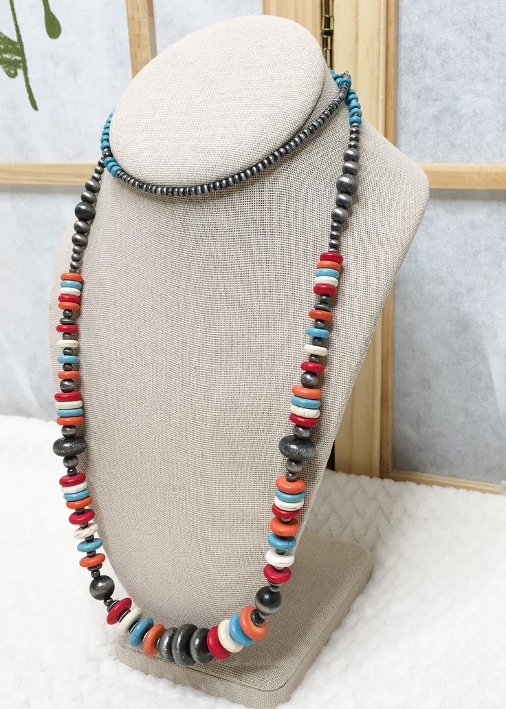 Beautiful long multi beaded necklace, perfect to wear in any occassion. Multicolor Beaded Metal Chain Jewelry, Multicolor Metal Bead Necklaces, Multicolor Metal Beaded Chain Jewelry, Multicolor Metal Beads Chain Jewelry, Multicolor Metal Beads Jewelry With Beaded Chain, Elegant Single Strand Multicolor Beads, Multicolor Beaded Chain Necklace With Metal Beads, Multicolor Metal Beaded Jewelry, Long Necklace With Faceted Beads For Festivals