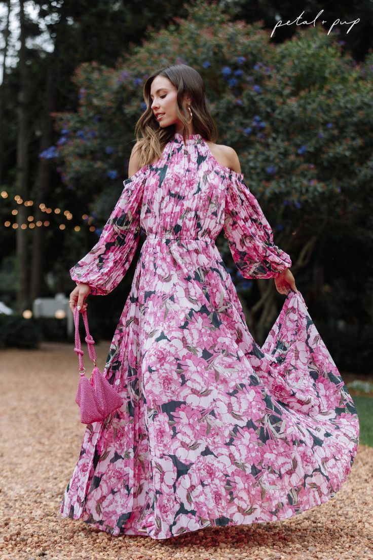 Be the best dressed guest with the Hilary Pleated Maxi Dress in Pink Floral 💐 This beautiful maxi dress featured a flattering pleated design and a delicate floral pattern, perfect for any event this season. Tap to shop this floral wedding guest dress now! Off Shoulder Design, Spring Wedding Guest Dress, Petal And Pup, Sequin Prom Dresses, Prom Dress Shopping, Usa Dresses, Green Prom Dress, Satin Prom Dress, Pink Prom Dresses