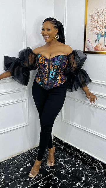 Corset Ankara, Ankara Corset Top, Ankara Wedding Dress, Ankara Corset, Ankara Top Styles, African Print Top, Ankara Blouse, Ankara Tops, African Tops