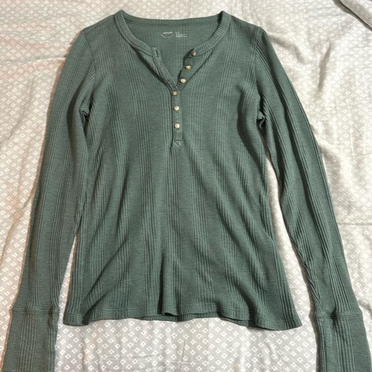 Aerie Waffle Knit Long Sleeve Shirt. Never Worn So It’s Basically Brand New. Aerie Waffle Long Sleeve, Casual Ribbed Long Sleeve Henley, Casual Long Sleeve Ribbed Henley, Green Waffle Knit Crew Neck Top, Cozy Green Top For Everyday, Green Buttoned Tops For Loungewear, Casual Green Waffle Knit Top, Casual Ribbed Long Sleeve Top For Layering, Cozy Button-up Tops For Spring