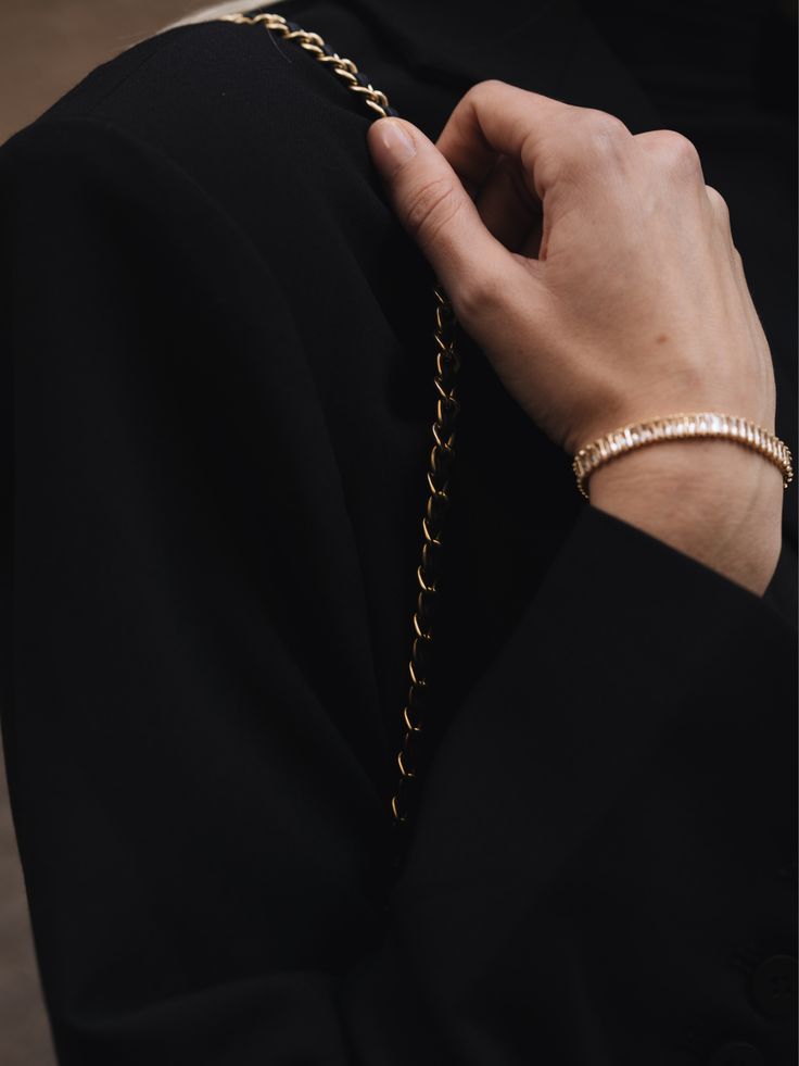 When the occasion calls for a grand entrance, the Rivière edition is here for every milestone. Size: Length: 18-21cm; Length extender Link width: 6.5 mm Composition: 18k Gold Plated Crystal Shipping & Return Free US shipping on orders over $100.Free International shipping on orders over $300. For more details click HERE. Timeless Gold-plated Bracelets For Formal Occasions, Timeless Gold Plated Bracelets For Formal Events, Timeless Gold Plated Bracelets For Formal Occasions, Timeless Gold Plated Bracelet For Formal Occasions, Timeless Gold Plated Formal Bracelets, Timeless Gold Plated Bracelet For Everyday Luxury, Timeless Rose Gold Bracelets For Evening, Timeless Rose Gold Chain Bracelet For Formal Occasions, Elegant Bracelet Strap Jewelry For Formal Occasions