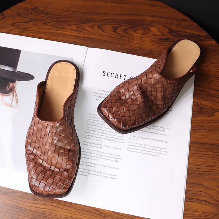 Classic Square Toe Design , Horse Leather Woven Mules Make Them a Perfect Staple All Year Round. Color: Black/BrownMaterial: Horse LeatherLining: NoInsole: Cow LeatherSole: RubberHeels: 1 cm/0.39"Fit: Medium to Wide, Runs Normal.Origin: Made in China Production Time: About 5-7 days (Any exceptional case will email you, Please pay attention to your email left) Shipping Time: Free Shipping To most locations, delivery time is approximately 5-15 days; We have paid FedEx Option, to most locations, de Brown Flat Heel Mules For Spring, Brown Flat Heel Mules For Summer, Brown Pointed Toe Sandals For Fall, Brown Flat Heel Mules For Beach, Brown Slip-on Mules For Summer, Brown Flat Mules For Summer, Brown Pointed Toe Mules For Summer, Brown Slip-on Flats For Summer, Brown Open Toe Flats For Fall