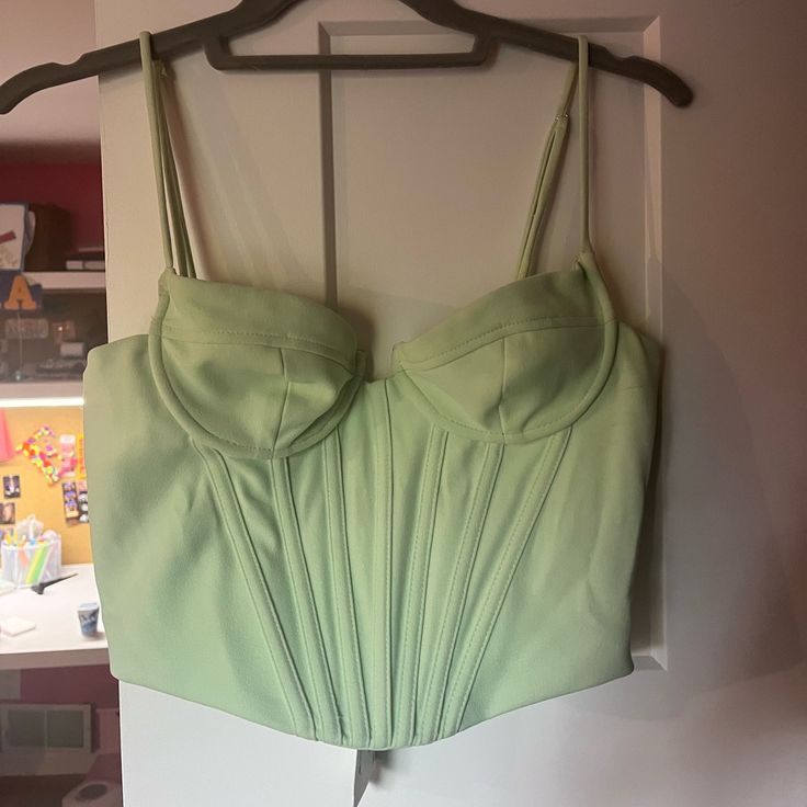 Zara Nwt Bustier Top Green Super Cute For Going Out Spring Party Camisole With Sweetheart Neckline, Spring Sleeveless Bra-friendly Corset, Spring Fitted Bra Friendly Corset, Elegant Spring Corset With Underwire, Summer Fitted Tank Top With Sweetheart Neckline, Summer Fitted Bra-friendly Corset, Fitted Camisole With Sweetheart Neckline For Night Out, Fitted Strapless Camisole For Spring, Strapless Fitted Camisole For Spring