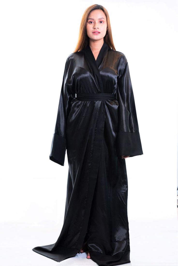 ULTIMATE ROBE EXPERIENCE: Savor the softness and elegance of this luxuriously hand-finished black 100% silk robe that feels like a continuous expansion of happiness. HIGH FASHION'S #1 NATURAL FABRIC: You're investing in your body with organic, comfy, breathable silk that's treats your skin so gently. UNBEATABLE VERSATILITY: Enjoy it as a kimono wrap dress, duster, cardigan, dressing gown, lingerie robe, beach cover-up Designed to flatter your curves. Comfy chic. FIT: Slightly loose for a relaxed Black Silk Nightgown, Long Silk Nightgown, Black Silk Robe, Black Dresses For Women, Satin Dressing Gown, Silk Robe Long, Maternity Wrap Dress, Kimono Wrap Dress, Kimono Dressing Gown