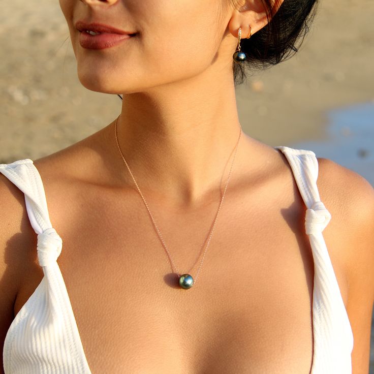 Floating Tahitian Pearl Necklace 14kt Gold – MishaHawaii Luxury Tahitian Pearl Round Necklace, Luxury White Gold Tahitian Pearl Jewelry, Tahitian Pearls Jewelry, Nautical Outfits, Tahitian Pearl Necklace, Tahitian Pearls, Pearl Gemstone, Fine Jewelry Collection, Pearl Diamond