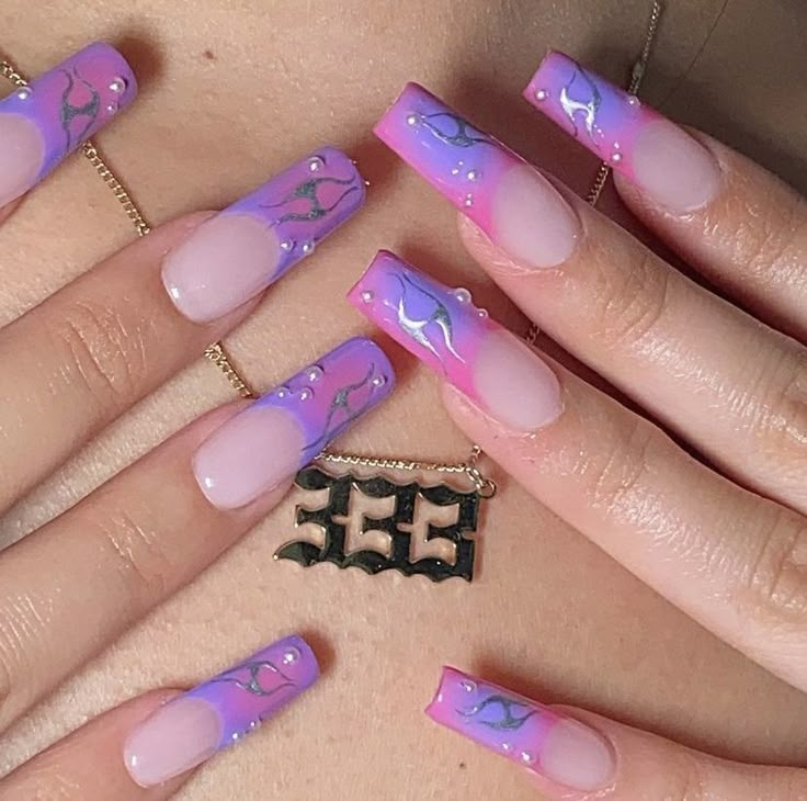 Diy Nail Care, Purple And Pink Nails, Purple Chrome Nails, Chrome Design, Square Nail, Spring Acrylic Nails, Hello Nails, Simple Acrylic Nails, Long Acrylic Nails Coffin