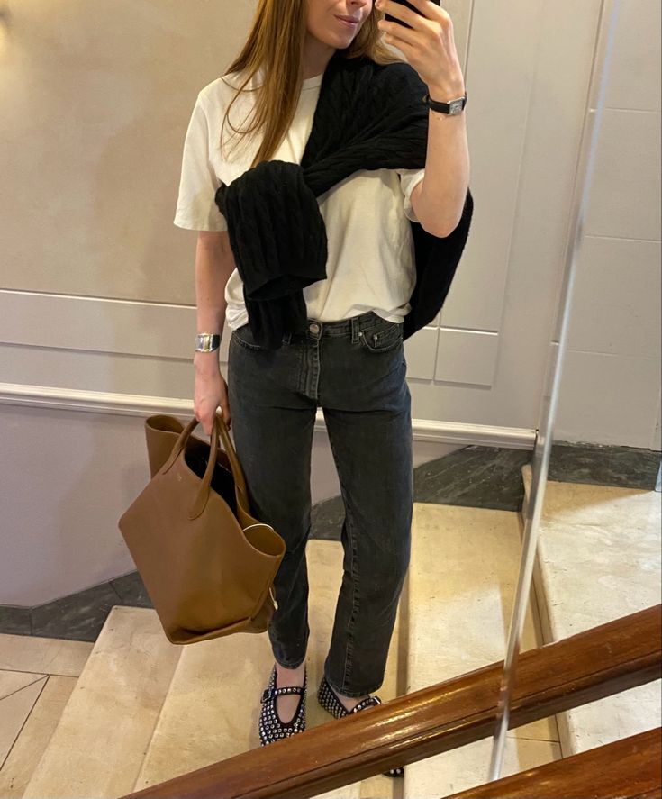 Khaite NY, Alaia, ballet flats Outfit , New York Outfits, 90s aesthetics, everyday work wear, the perfect white tee, grey straight denim Toteme Jeans Outfit, The Row Winter, The Row Aesthetic Outfit, Toteme Outfits, The Row Street Style, Alaia Flats Outfit, The Row Bag Outfit, The Row Outfits, The Row Summer