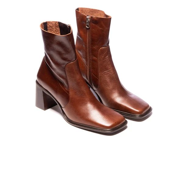 Wismar Chestnut Leather – L'INTERVALLE Able Boots, Mid Calf Leather Boots, Cute Winter Boots, Shop Door, Chestnut Leather, Shoe Inspo, Fall Fits, Leather Boots Women, Swag Shoes