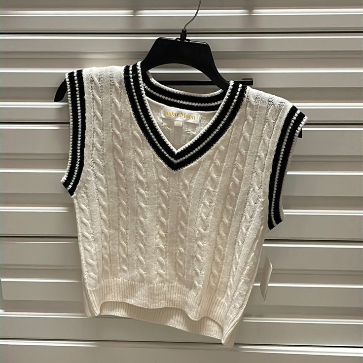 Never Worn Vest. Super Cute And Fashionable. Goes With Most Clothing Sophomore Outfits, Cream And Sugar, Outfit Style, Fall 2024, School Outfits, Sweater Vest, Black Cream, Cute Outfits, Jackets For Women