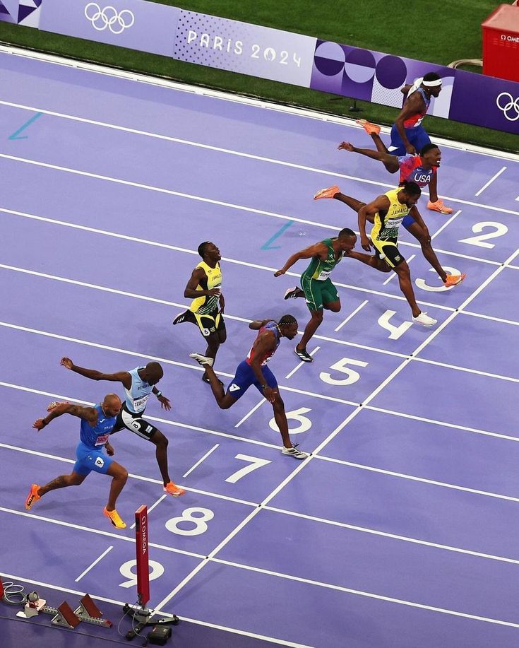 the men's 4x10 meters relay team is competing in an olympic event