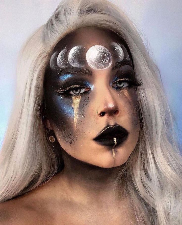 Nyx Goddess Makeup Looks, Out Of This World Makeup Ideas, Celestial Goddess Makeup, Creative Fantasy Makeup, Eclipse Makeup Ideas, Moon Goddess Makeup Halloween, Night Sky Makeup Look, Cosmic Witch Makeup, Full Moon Makeup