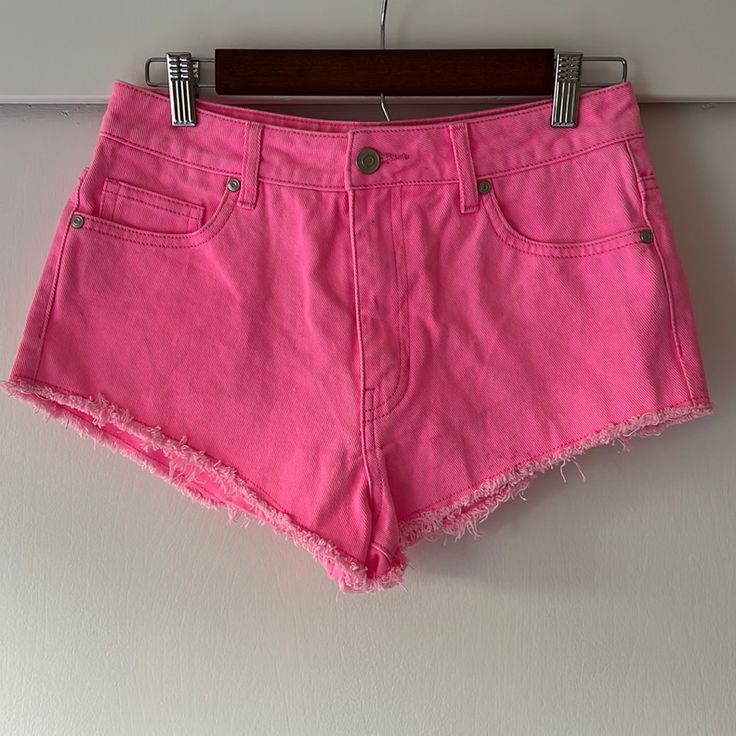 Thank You For Choosing Posh-Mark, Your Go-To Destination For Second-Hand Fashion That's Both Stylish And Eco-Friendly. I’m Thrilled To Present These Eye-Catching Hot Pink Forever 21 Shorts, A Must-Have Addition To Your Summer Wardrobe. Item Details: - Size: Medium - Condition: New With Tags - Design: Classic 5-Pocket Style For Timeless Appeal With Sustainability In Mind, These Shorts Offer A Unique Opportunity To Rock A Trendy And Vibrant Look While Reducing Your Carbon Footprint. By Opting For Pink High-waisted Jean Shorts For Summer, Forever 21 Beach Shorts, Forever 21 Cotton Jean Shorts, Forever 21 Cutoff Cotton Shorts, Forever 21 High-waisted Beach Shorts, Forever 21 High-waisted Shorts For Beach, Forever 21 Beach Shorts With Built-in Shorts, Trendy Forever 21 High-waisted Shorts, Forever 21 Bottoms With Built-in Shorts For Summer