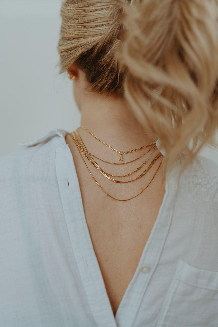 This classic, minimal necklace exudes elegance and sophistication with its luxurious 18k gold filled chain and sleek 3mm herringbone design. The versatile and lightweight chain makes it the perfect accessory for any sophisticated ensemble.∙ D E T A I L S∙- 3mm Width- 18k Gold Filled- Comes in your choice of 16, 18, or 20 inches! Hypoallergenic (lead + nickel free)∙ G O L D ∙ F I L L E D ∙ Gold-filled components contain 100+ times more real gold than gold-plated components and are both durable and tarnish resistant. It is more affordable and accessible than solid gold but higher quality than gold plated. Dainty Curb Chain Jewelry For Layering, Elegant Herringbone Necklace With Curb Chain As Gift, Elegant Herringbone Necklace With Curb Chain For Gift, Chic Delicate Chain Herringbone Necklace As Gift, Chic Herringbone Necklace With Delicate Chain As Gift, Chic Herringbone Necklace With Delicate Chain For Gift, Dainty Herringbone Necklace For Layering With Clavicle Chain, Yellow Gold Delicate Snake Chain Necklace For Everyday, Dainty Snake Chain Necklace For Layering