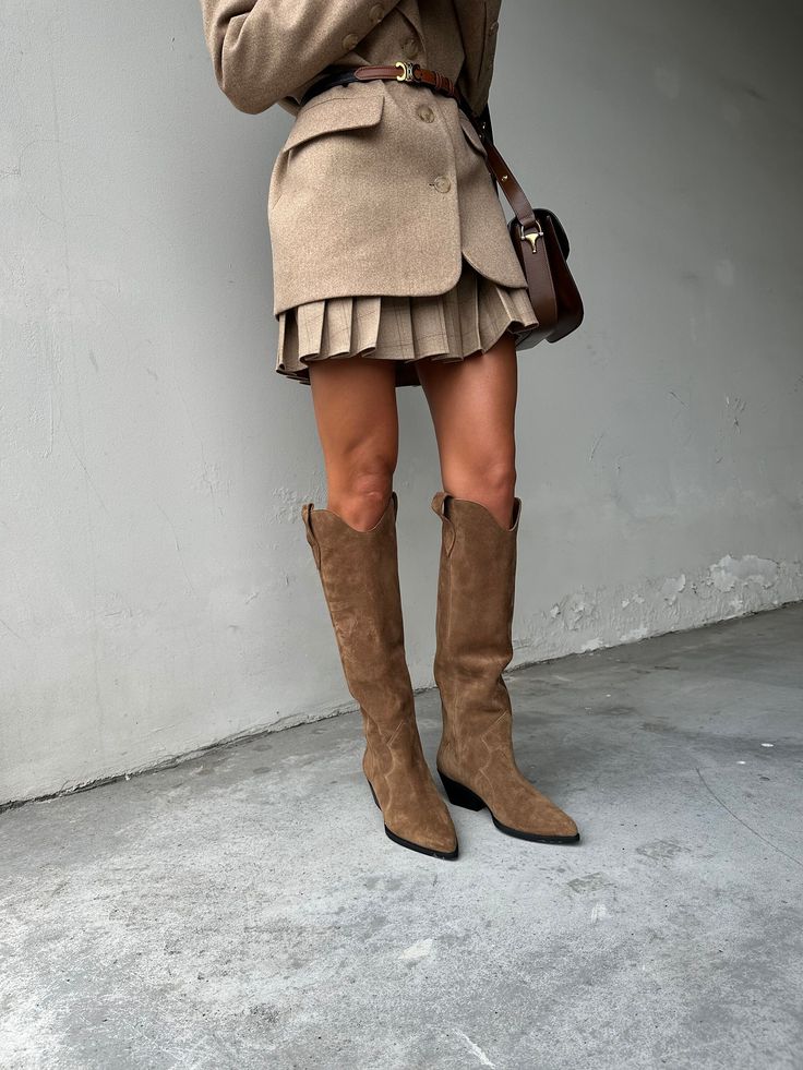 Perfect quality, modern design, natural materials. western shoes Knee-high Boots For Ranch In Winter, Winter Knee-high Heeled Boots For Ranch, Western Style Moto Boots For Winter Ranch, Western Moto Boots For Winter Ranch, Fall Chelsea Boots For Rodeo With Round Toe, Winter Brown Heeled Boots For Rodeo, Chelsea Boots For Western-themed Events With Round Toe, Winter Ranch Moto Ankle Boots, Western Style Mid-calf Boots For Winter Rodeo