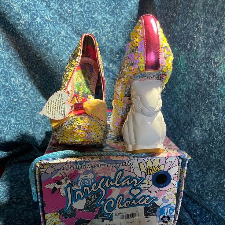 Irregular Choice Paint A Flopsy! Heel 4107-15a Yellow Glitter Heels. Size Uk 40 Us 9. They Are Ready To Be Painted And You Have Two Colors Of Glitter Depending On How You Style The Shoes. Never Worn. One Small Chip On One Of The Floppy’s Noses And The Original Box Is Damaged - That’s Why It’s Such A Great Deal! Irregular Choice Shoes, Yellow Heels, Yellow Glitter, Irregular Choice, Glitter Heels, Shoes Women Heels, Original Box, Shoes Heels, Glitter