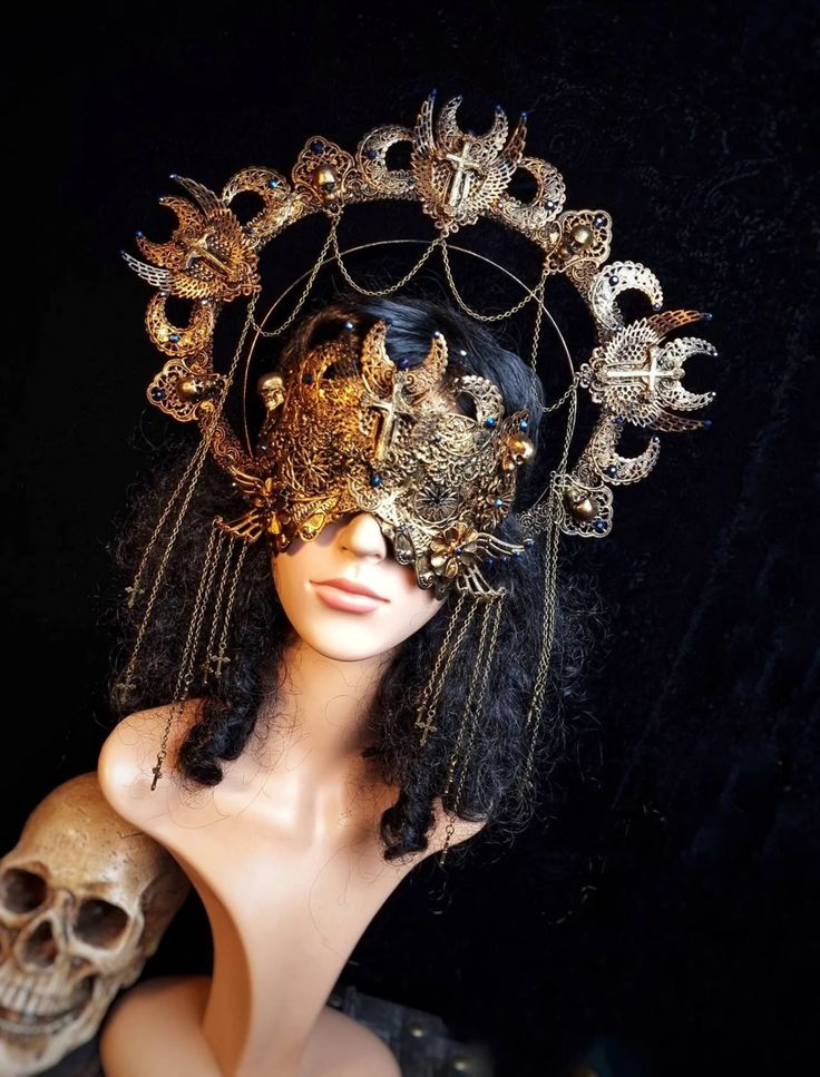 Set Veritas Halo & Blind Mask Gothic Headpiece - Etsy Costume Medusa, Goth Crown, Blind Mask, Mask Gothic, Gothic Headpiece, Raven Costume, Gothic Mask, Crow Mask, Medusa Costume