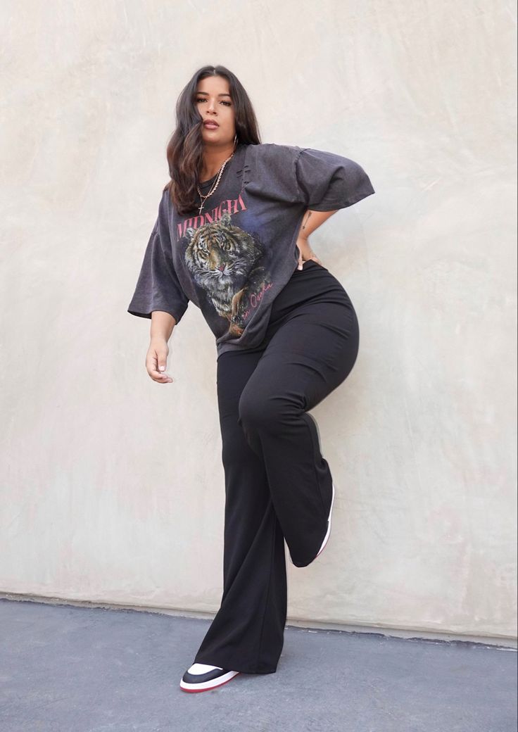 Plus Size Airport Outfit, Pants 2020, Cute Grunge, Plus Size Baddie Outfits, Look Legging, Layer Dip, Outfits Curvy, Academia Fashion, 7 Layer