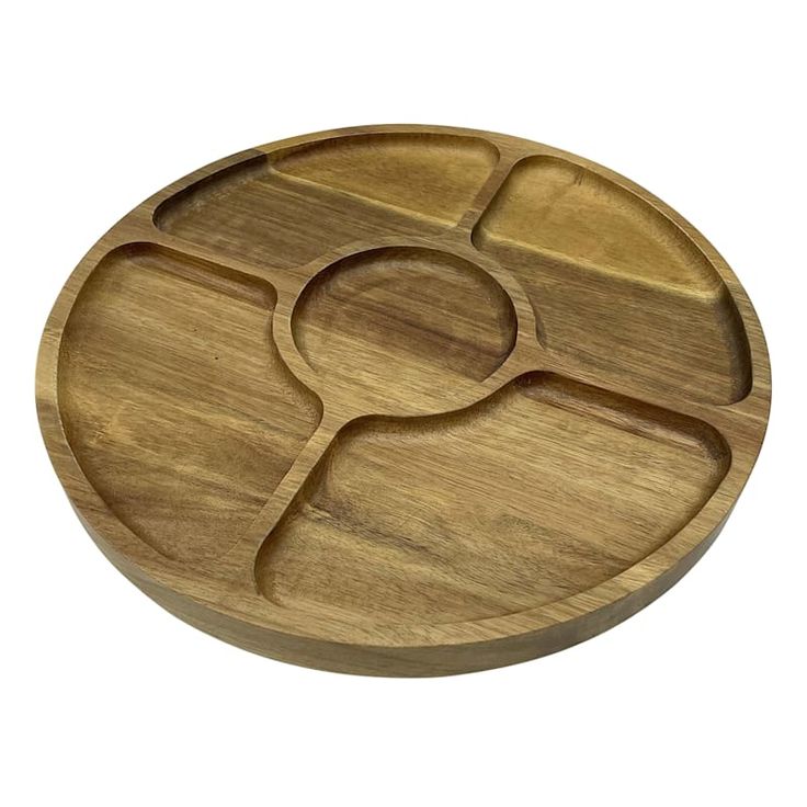 an empty wooden plate with four compartments