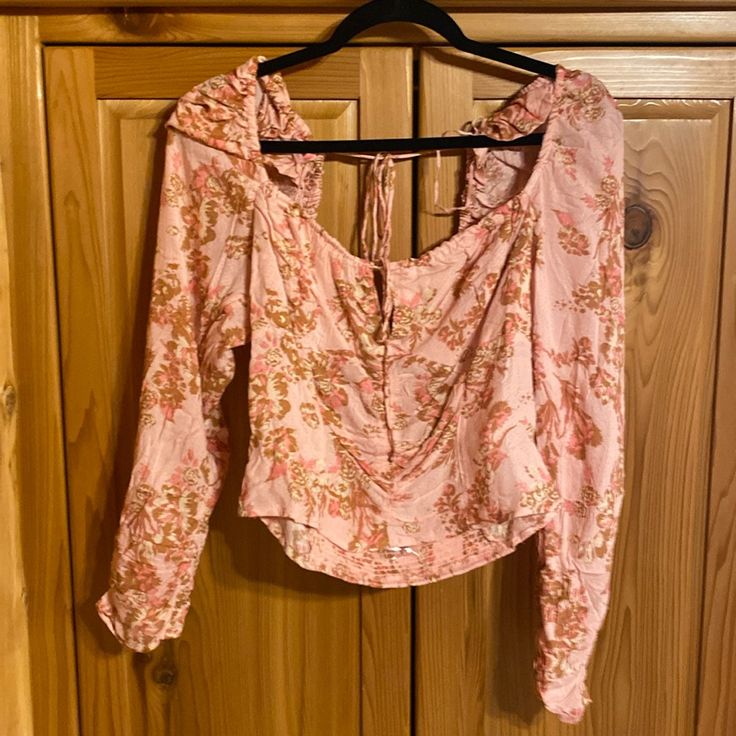 Free People Long Sleeve Blouse, Style Number Is 69928307, Color Is Pink Combo, Size Is Large, Brand New With Tags. Pink Feminine Blouse For Brunch, Feminine Pink Blouse For Brunch, Pink Cotton Blouse For Day Out, Pink Blouse For Brunch, Pink Floral Print Top For Brunch, Pink Summer Peasant Top For Day Out, Summer Pink Peasant Top For Day Out, Pink Long Sleeve Peasant Top For Spring, Chic Pink Peasant Top For Summer