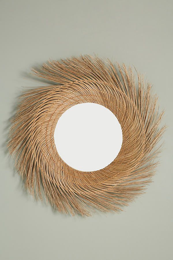 an image of a wreath made out of straw