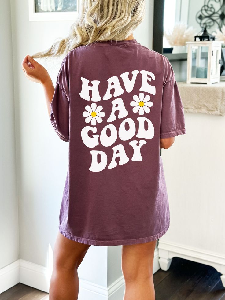 Preppy Vsco, Travel Apparel, Blank T Shirt, Comfort Colors Tshirt, Blank T Shirts, Have A Good Day, Summer Fits, Comfort Colors Tee, Cute Tshirts