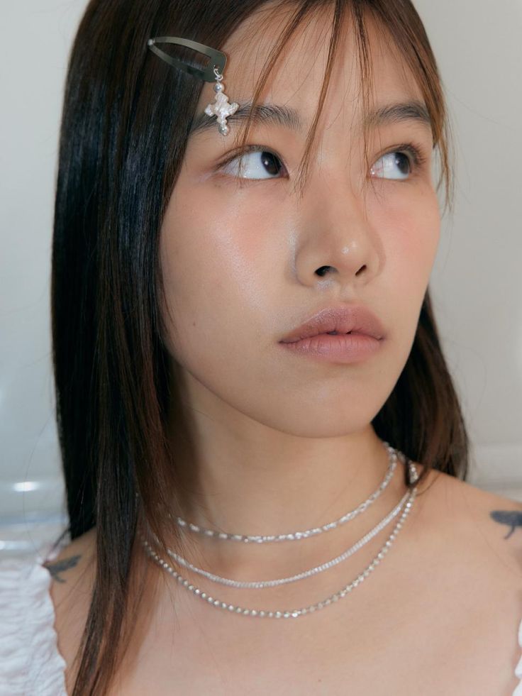 Composition : silver 925Color : SILVERCountry of Origin : Republic of Korea Silver Layering Choker Charm Necklaces, Silver Layering Charm Choker Necklace, Silver Choker Charm Necklace For Layering, Silver Charm Choker Necklace For Layering, Sterling Silver Necklace With Delicate Chain For Party, Sterling Silver Clavicle Chain Necklace For Parties, Silver Sterling Silver Charm Necklaces For Layering, Silver Clavicle Chain Necklace For Layering, White Gold Sterling Silver Chain Necklace For Party