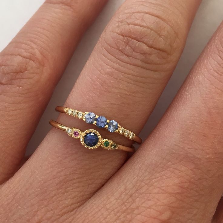 Nontraditional Promise Rings, Birthstones By Month Rings, Real Gemstone Jewelry, Non Traditional Engagement Rings Sapphire, Unique Engagement Rings Colored Stone, Dainty Gemstone Ring, Gold Rings Dainty, Unique Sapphire Jewelry, Granola Rings