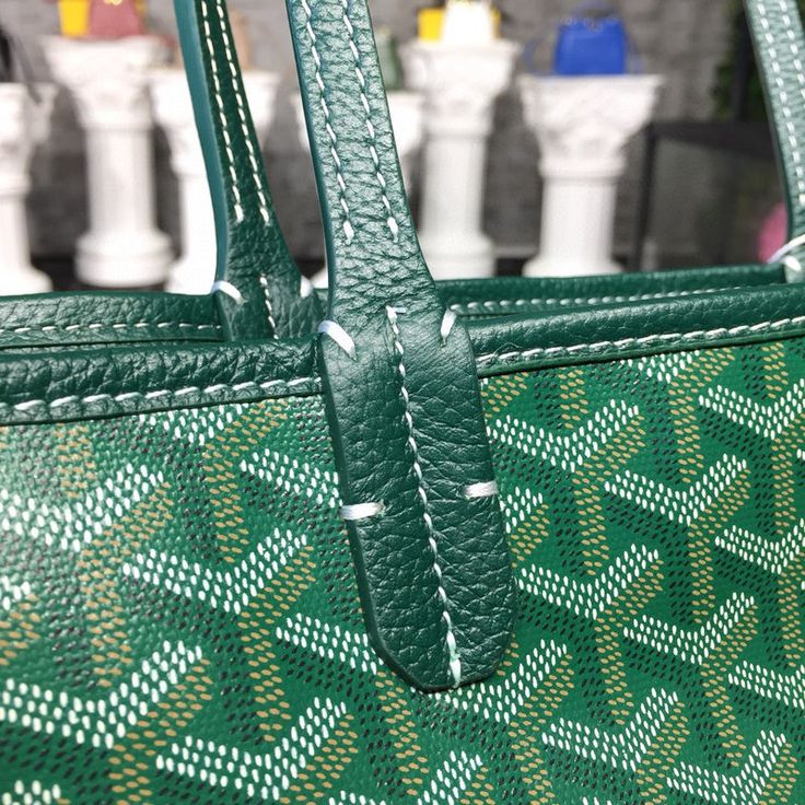 Peta - GOD Bags - 041 A+ Excellent Quality; Contact us if you've any questions in your mind. Goyard Bag, Evening Clutch Bag, Tote Backpack, New Handbags, Satchel Bags, Evening Bags, Mini Bag, Fashion Statement, Women Rings