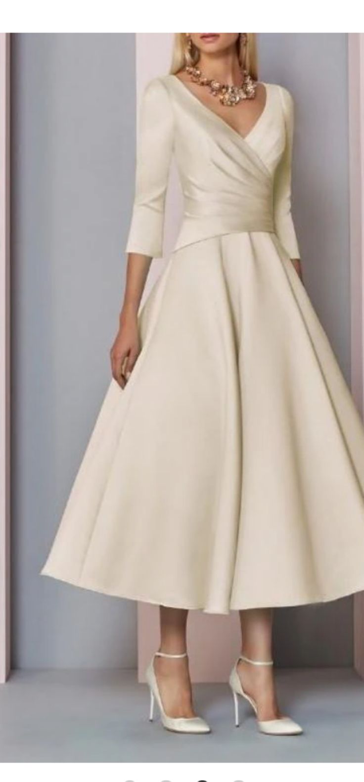 Champagne A Line Formal Dress Pleated Fitted Bodice V Neck - Built In Boned Bra Tea Length Satin 3/4 Sleeve Size Large-Please See Approx Measurements L- 45" P-P- 19.5" W- 33" Dresses Tea Length, Pleats Dress, Mother Of Bride Outfits, Dress With Pleats, Mother Of Groom Dresses, Mob Dresses, فستان سهرة, Plus Size Vintage, Beauty Dress