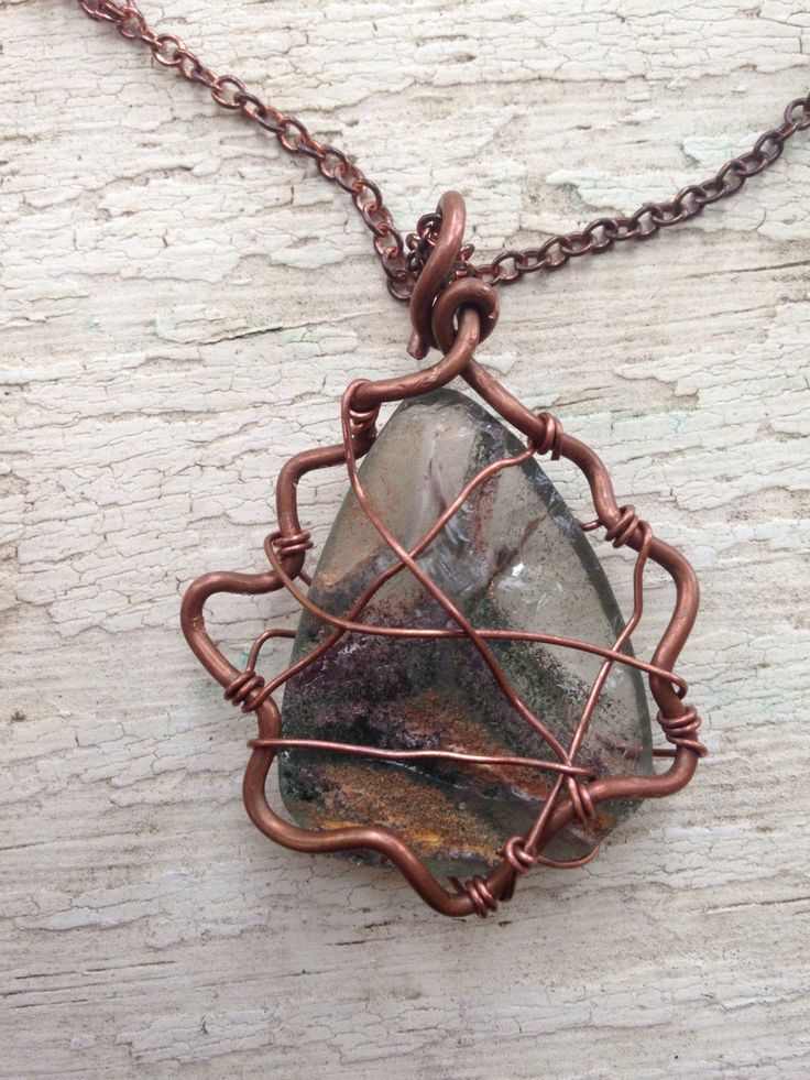 Pear shaped Garden Quartz handmade copper necklace Bohemian Copper Electroformed Necklace, Rustic Bronze Electroformed Necklace, Earthy Electroformed Bronze Necklace, Bohemian Brown Necklace With Copper Wire, Unique Rose Gold Metal Necklace, Spiritual Rose Gold Copper Necklace, Bohemian Brown Copper Wire Necklace, Hand Forged Copper Necklace In Rose Gold, Hand Forged Rose Gold Copper Necklace