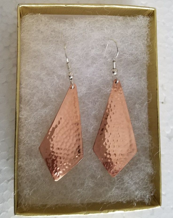 Silver Hypoallergenic Copper Earrings, Rose Gold Hammered Dangle Earrings, Rose Gold Copper Drop Earrings, Hammered Copper Drop Earrings, Copper Dangle Earrings With French Hook, Hammered Rose Gold Brass Earrings, Hammered Rose Gold Copper Earrings, Hammered Rose Gold Copper Jewelry, Nickel Free Rose Gold Copper Wire Earrings