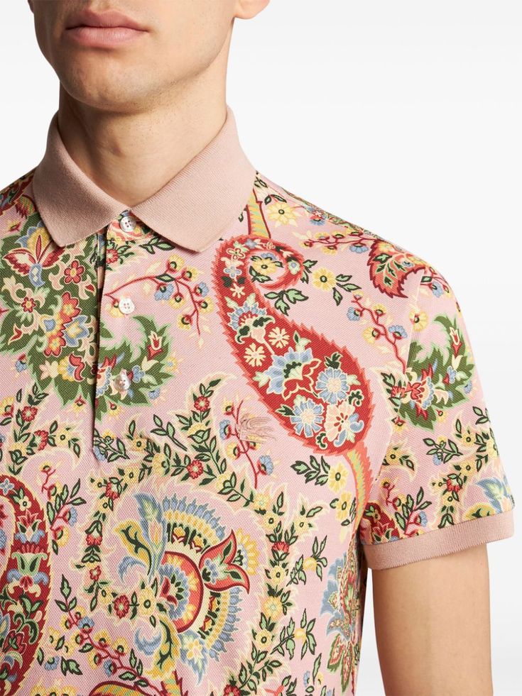 Find ETRO Floral Paisley Print Polo Shirt on Editorialist. blush pink cotton piqué weave paisley print floral print polo collar front button placket short sleeves ribbed cuffs straight hem Fitted Polo Shirt With Casual Collar For Summer, Designer Fitted Top With Collared Neckline, Designer Cotton Polo Shirt For Summer, Slim Fit Summer Polo Shirt, Designer Printed Tops For Spring, Fitted Polo Shirt For Summer, Fitted Collared Polo Shirt For Summer, Fitted Polo Shirt For Workwear In Spring, Fitted Polo Shirt For Spring Workwear