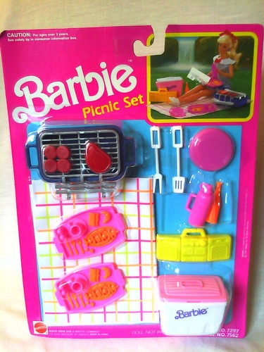 barbie's picnic set in its original box