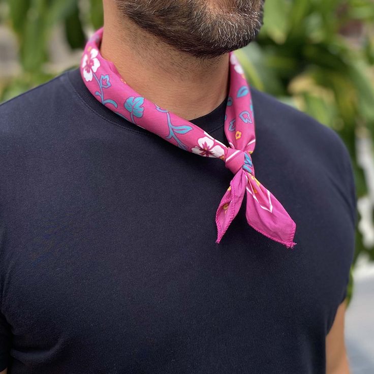 Fuchsia dreams and desert flowers collide. Inspired by the traditional cowboy scarf, this bandana easily ties into a Western knot, or pairs great with our Bison Leather Woggle. Details: Material: 100% silky pima cotton Size: 21.5" x 21.5" Provenance: printed and assembled in North Carolina. Made in the USA 🇺🇸 Design: inspired by traditional Western paisley bandanas and Hawaiian cowboy prints Care: Machine wash cold, air dry Spring Adjustable Pink Bandana, Pink Bohemian Bandana For Summer, Pink Scarf Bandana For Summer, Summer Pink Bandana Scarf, Pink Bandana As Summer Gift, Bohemian Pink Bandana, Adjustable Pink Bandana As A Gift, Adjustable Pink Bandana As Gift, Pink Bohemian Bandana For Beach