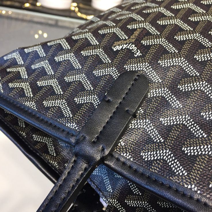 Peta - GOD Bags - 214 A+ Excellent Quality; Contact us if you've any questions in your mind. Goyard Bag, Evening Clutch Bag, Tote Backpack, Satchel Bags, Evening Bags, Mini Bag, Contact Us, Fashion Bags, Paper Bag