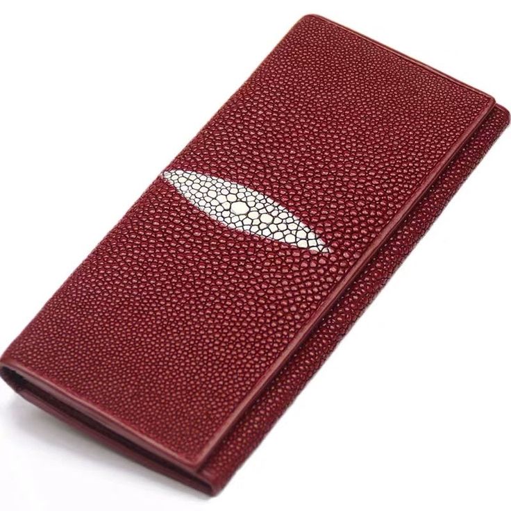 This cherished wallet is appropriate to add uniqueness to your personality. Stylishly designed with a creditable paneled pattern in an attractive color, this delightful wallet is a perfect pick for classic style. Lined with genuine leather, this spacious wallet is lightweight. It will lend a comprehensive solution to your needs. 

Specifications




Wallets: Clutch Wallets

Wallet Length: Long

Style: Classic

Size: 19cm(Length) x 9cm(Height) x 2cm(Deep)

Place of Origin: Thailand

Pattern Type: Pocket Notes, Red Purse, Red Purses, Long Style, Bifold Wallet, Stingray, Style Classic, Clutch Wallet, Wine Red