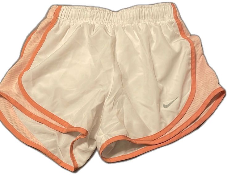 White Sporty Shorts For Spring, White Sports Shorts For Spring, White Athletic Shorts With Built-in Shorts For Spring, White Athletic Shorts With Built-in Liner For Spring, White Summer Sports Shorts, White Stretch Summer Athletic Shorts, White Stretch Athletic Shorts For Summer, Summer Sports Shorts In White, Summer Workout White Athletic Shorts