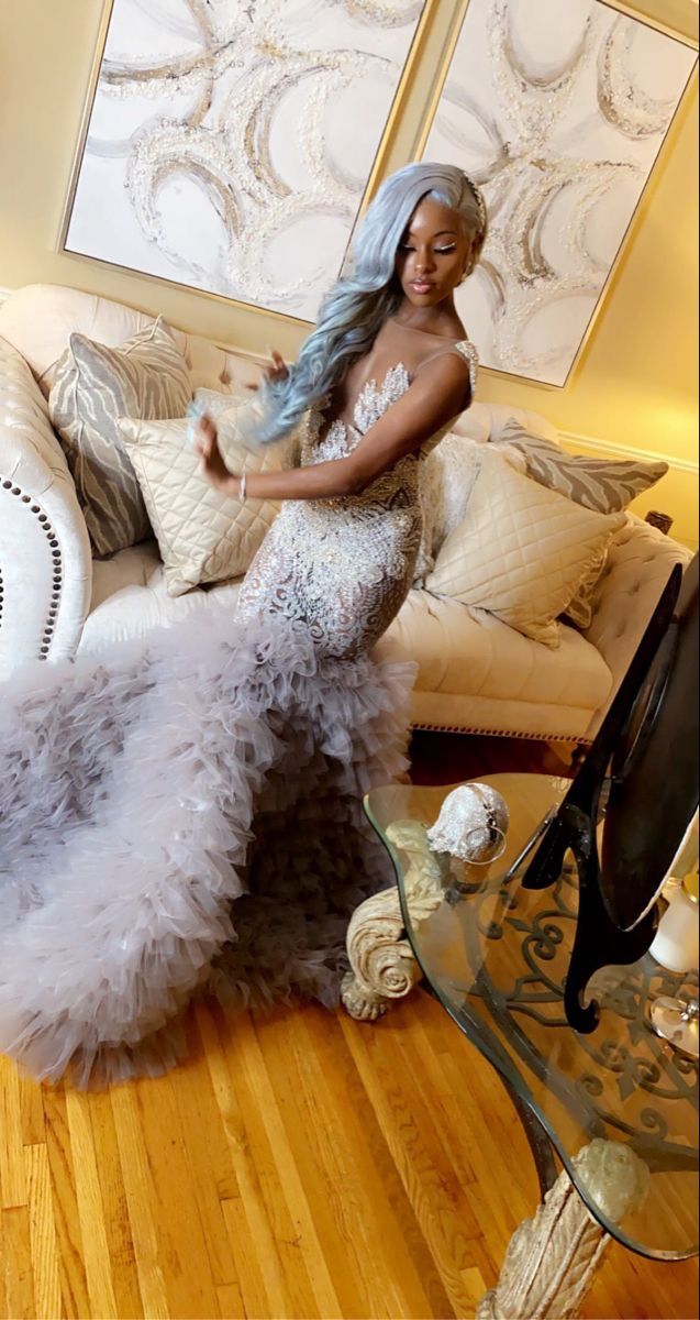 Icy Prom Dress, Baddie Prom Dresses Silver, Silver Prom Dress With Date, Silver Blue Prom Dress, Silver Sweet 16 Dresses, Grey Prom Dresses Black Women, Sliver Prom Dresses Black Women, Silver Prom Dress Black Couple, Silver Prom Suit