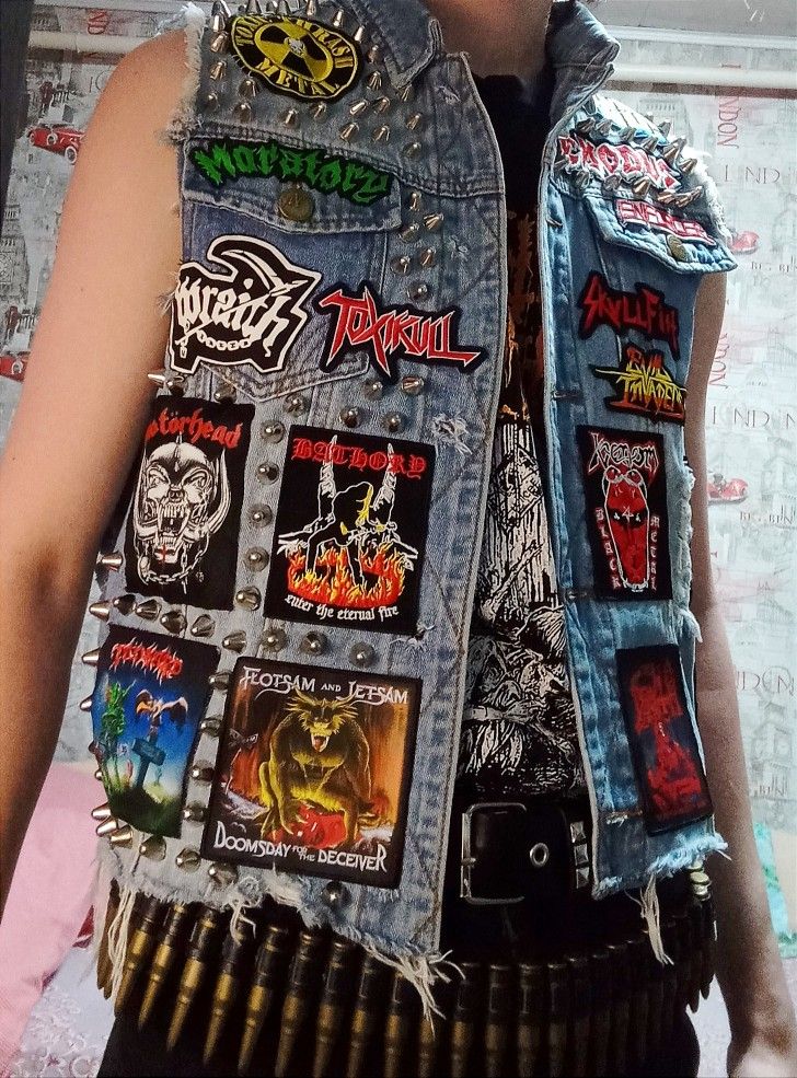 Thrash Metal Battle Jacket, Thrash Metal Aesthetic, Thrash Metal Outfit, Metal Battle Vest, Battle Jacket Ideas, Thrash Metal Style, Metal Vest, Metalhead Fashion, 80’s Outfits