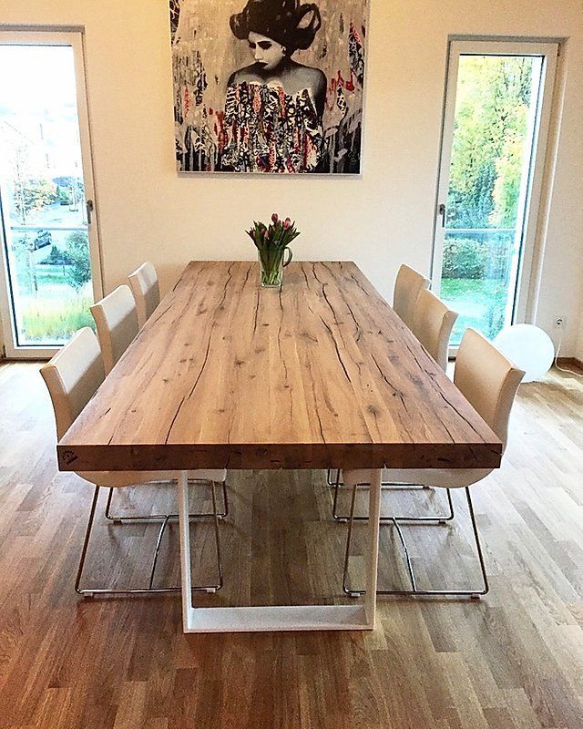 Esstische aus Eichenholz-Altholz gefertigt im Wunschmavon Holzwerk-HamburgWählen Sie Ihre Größe und Tischgestell und gestalten Sie Ihren Traumtisch. Dinner Table Diy, Dinner Tables Furniture, Wood Dinner Table, Dining Table Solid Wood, Modern Farmhouse Furniture, Rustic Farmhouse Furniture, Wood Dining Room Table, Farmhouse Chairs, Diy Dining Table