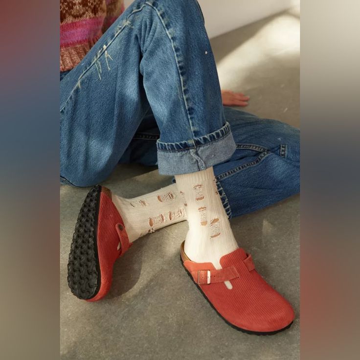 Brand New In Box! Casual Red Clogs With Rubber Sole, Casual Red Clogs With Cushioned Footbed, Casual Red Clogs With Leather Footbed, Red Slip-on Casual Clogs, Casual Red Slip-on Clogs, Casual Red Leather Clogs, Thrift Bundle, Birkenstock Boston Suede, Pink Platform Sandals