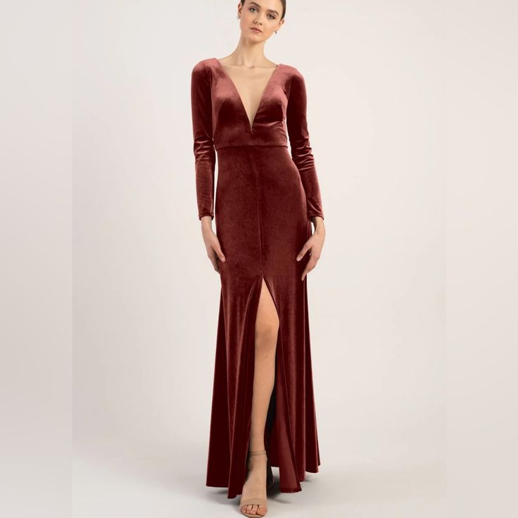 Perfect For A Formal Winter Event New With Tags!! Color: Rusty Brick Red Red Dresses For Fall Gala, Red Dress For Fall Gala, Burgundy Dresses For Fall Dinner, Burgundy Dresses For Dinner In Fall, Burgundy Dinner Dress For Fall, Burgundy Fall Dinner Dress, Fall V-neck Evening Dress For Gala, Burgundy Fitted Cocktail Maxi Dress, Fall Gala V-neck Evening Dress