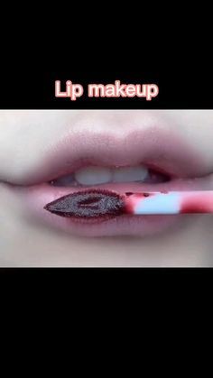 Balzam Na Pery, Teknik Makeup, Membentuk Alis, Mekap Mata, Ideas De Maquillaje Natural, Lip Tutorial, Beauty Makeup Tutorial, Makeup Artist Tips, Lip Makeup Tutorial