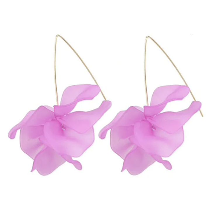 Want earrings that are chic and classic? The Air Bloom Drops are just what you are looking for! With its chic acrylic flower and classic french hook you will be sure to elevate every look you wear these drops with. Light as air! gold plated French hook acrylic 2" Spring Party Earrings With 3d Flowers, Elegant Flower Hoop Earrings For Summer, Summer Party 3d Flower Earrings, Spring Party Flower Earrings With 3d Flowers, Elegant Summer Flower Earrings With Ear Wire, Chic Pink Flower Earrings For Spring, Spring Party 3d Flower Earrings, Chic Spring Flower Earrings For Pierced Ears, Flower-shaped Earrings For Spring Party