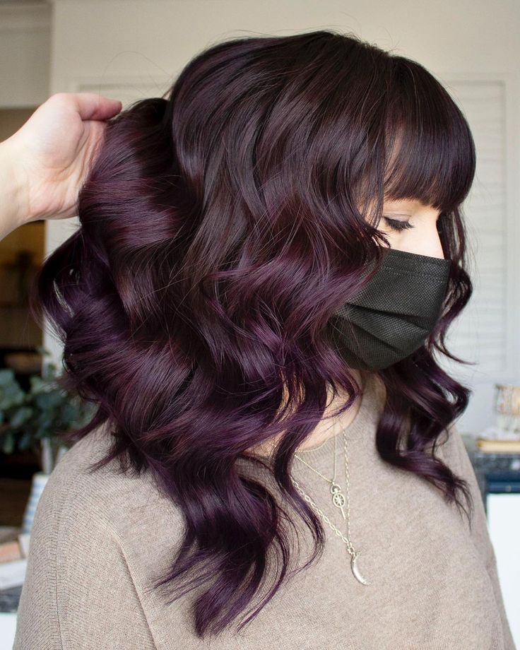 40 Plum Hair Color Designs Edgy But Professional Hair Color, Plum Hair Color Ideas, Eggplant Colored Hair, Plum Brown Hair, Dark Plum Hair, Blackberry Hair Colour, Plum Hair Color, Pelo Color Borgoña, Purple Brown Hair