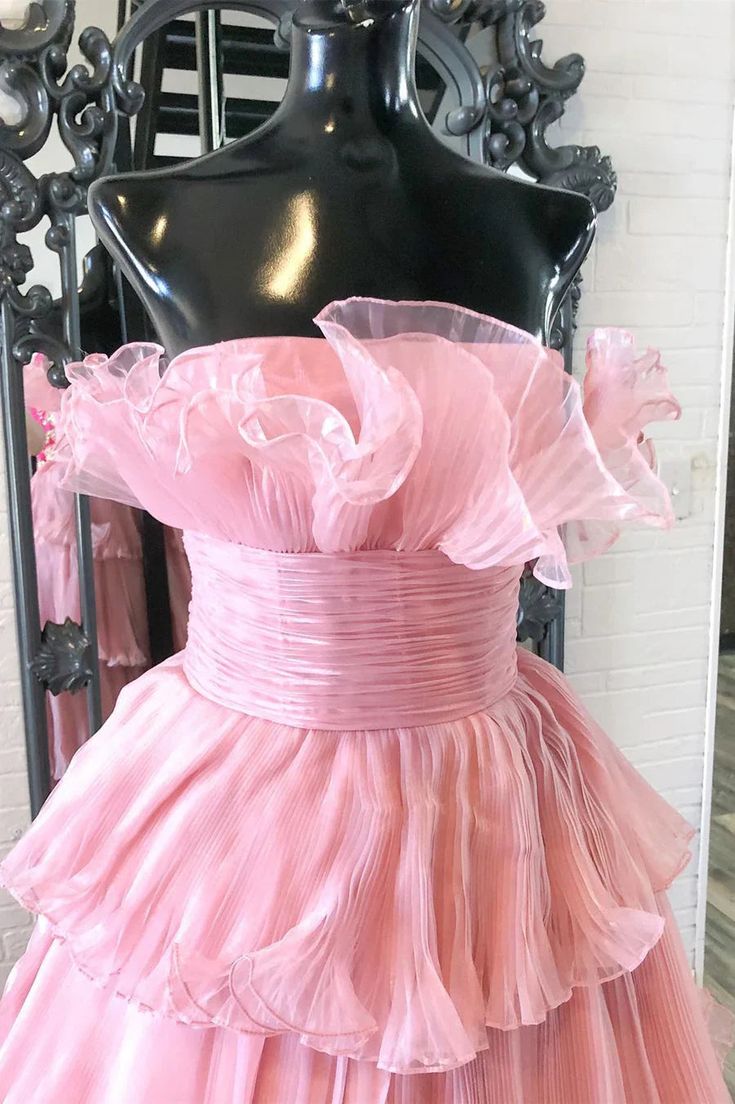 Ballkleid A Linie Trägerlos Prinzessin Tüll Lagen Rüschen Lang Prom Dress With Ruffles, Prom Dress A Line, Tiered Prom Dress, Dresses Graduation, A Line Evening Dress, Woman Dresses, Long Prom Gowns, Dress With Ruffles, 16 Dresses