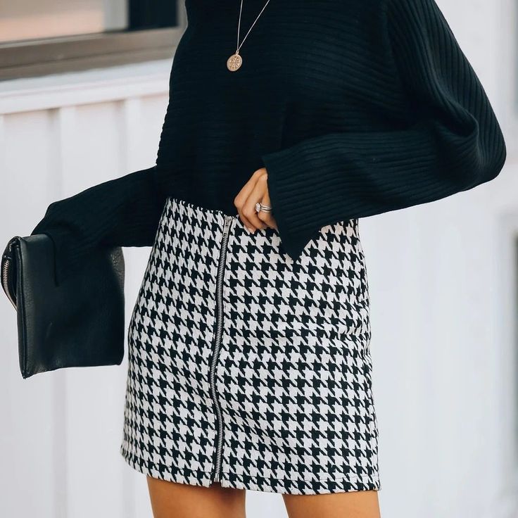 F00147059-103 Fashion Women Clothes, Metallic Pleated Skirt, Winter Office, Skirt A Line, Good Fashion, Houndstooth Skirt, Check Dress, White Houndstooth, Line Skirt